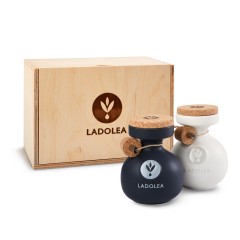 Luxury wooden box of Patrinia organic olive oil and Megaritiki olive oil 2x200ml LADOLEA