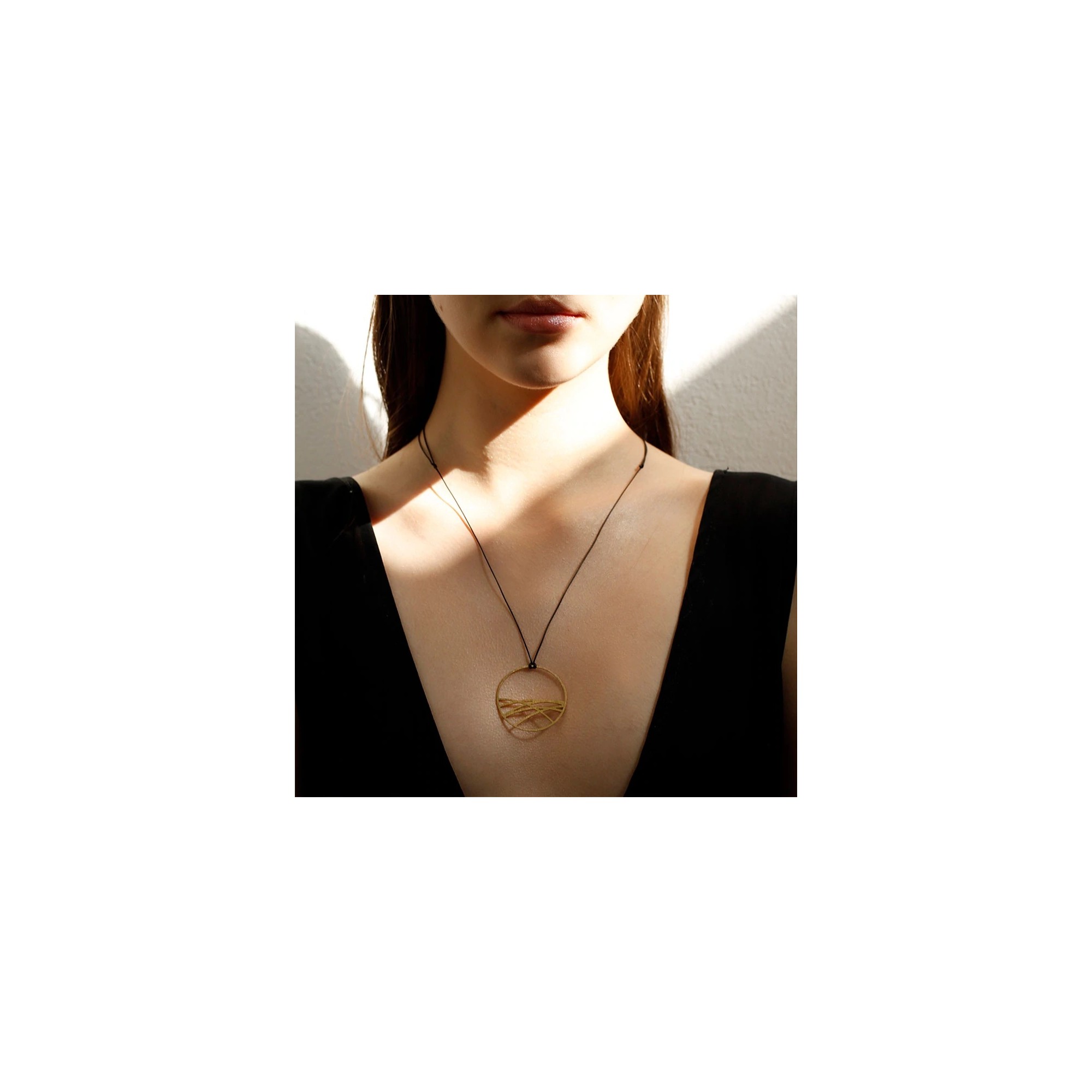 18k Gold plated pendant - Wave A FUTURE PERFECT